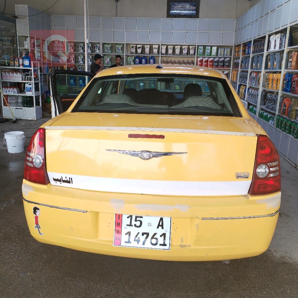 کرایسلەر 300